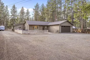 60059 Turquoise Rd, Bend, OR 97702 - Photo 2