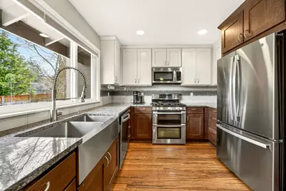 1075 Green Meadows Way, Ashland, OR 97520 - Photo 12