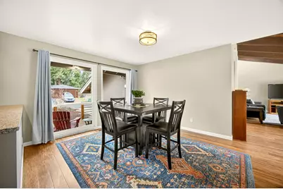 1075 Green Meadows Way, Ashland, OR 97520 - Photo 8