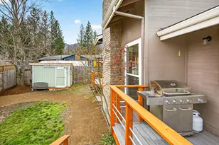 1075 Green Meadows Way, Ashland, OR 97520 - Photo 42