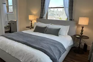 852 NW Columbia St, Bend, OR 97703 - Photo 36