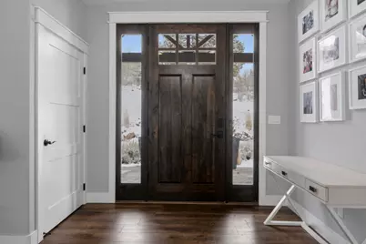 9536 Kestrel Road, Klamath Falls, OR 97601 - Photo 6