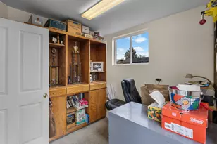 1066 SW Canyon Dr, Redmond, OR 97756 - Photo 28