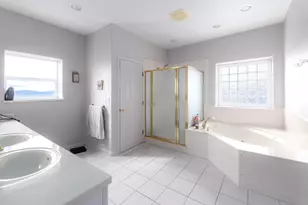 8131 Markgraf Ln, Klamath Falls, OR 97603 - Photo 10