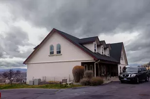 8131 Markgraf Ln, Klamath Falls, OR 97603 - Photo 28