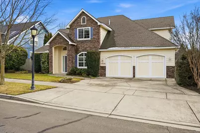 3620 Calle Vista Drive, Medford, OR 97504 - Photo 2