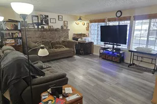 3411 Grenada Way, Klamath Falls, OR 97603 - Photo 4