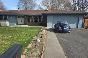 3411 Grenada Way, Klamath Falls, OR 97603 - Photo 2