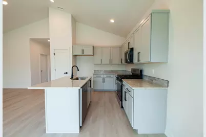 16649 Little Crater Drive #20, La Pine, OR 97739 - Photo 8