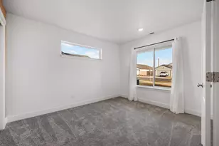 3537 NW 10th Pl, Redmond, OR 97756 - Photo 12