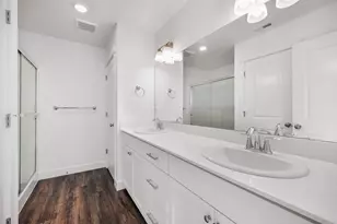 3537 NW 10th Pl, Redmond, OR 97756 - Photo 10