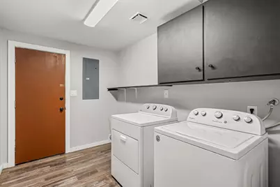 304 Woodlake Drive, Grants Pass, OR 97527 - Photo 24