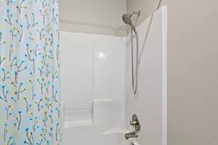 661 Sagebush Cir, Redmond, OR 97756 - Photo 24