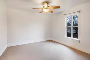 1605 NW 1st St, Bend, OR 97703 - Photo 8