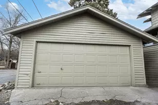 1605 NW 1st St, Bend, OR 97703 - Photo 4