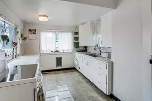 1605 NW 1st St, Bend, OR 97703 - Photo 10
