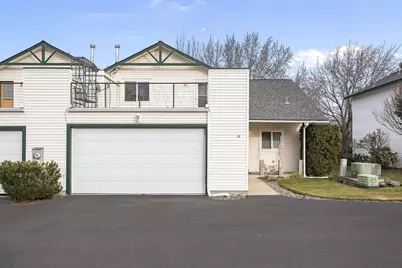 438 NW 19th Street #UNIT 17, Redmond, OR 97756 - Photo 2