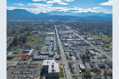 1694 NE Lynda Lane, Grants Pass, OR 97526 - Photo 18