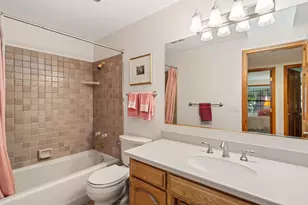 2435 Heritage Way, Medford, OR 97504 - Photo 18