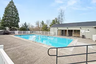 2435 Heritage Way, Medford, OR 97504 - Photo 42