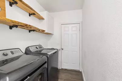 2146 NW 22nd Street, Redmond, OR 97756 - Photo 10