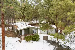60924 Targee Dr, Bend, OR 97702 - Photo 1