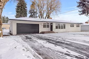 3939 Hope St, Klamath Falls, OR 97603 - Photo 4