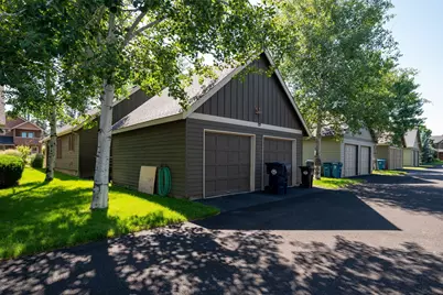 335 S Cottonwood Street, Sisters, OR 97759 - Photo 30