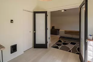 335 S Cottonwood St, Sisters, OR 97759 - Photo 10