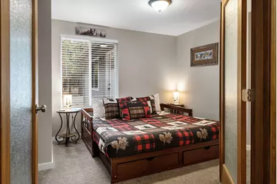 55075 Lazy River Drive, Bend, OR 97707 - Photo 16