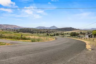 1710 Alisa Ln, Klamath Falls, OR 97601 - Photo 96