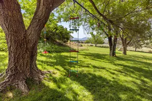 1710 Alisa Ln, Klamath Falls, OR 97601 - Photo 22