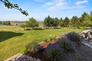 1710 Alisa Ln, Klamath Falls, OR 97601 - Photo 12