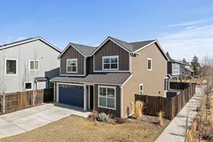 63204 NW Red Butte Ct, Bend, OR 97703 - Photo 2