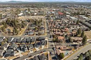 63204 NW Red Butte Ct, Bend, OR 97703 - Photo 40