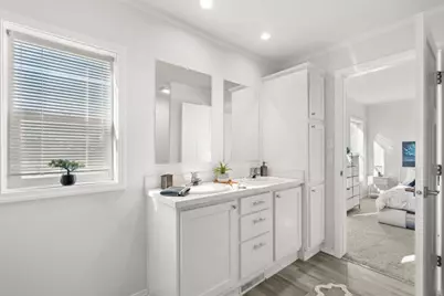 300 Luman Road #200, Phoenix, OR 97535 - Photo 16