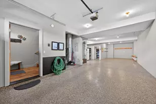 874 SW Crestline Dr, Bend, OR 97702 - Photo 34