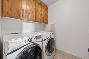 874 SW Crestline Dr, Bend, OR 97702 - Photo 26