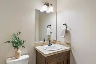 2927 NW Celilo Ln, Bend, OR 97703 - Photo 28