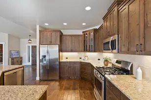 2927 NW Celilo Ln, Bend, OR 97703 - Photo 14