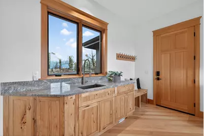 20440 Swalley Road, Bend, OR 97703 - Photo 36