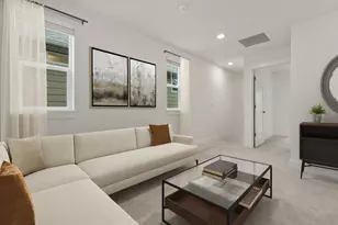 20734 SE Scout Pl, Bend, OR 97702 - Photo 6