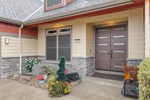 279 Robert Trent Jones Blvd, Eagle Point, OR 97524 - Photo 4