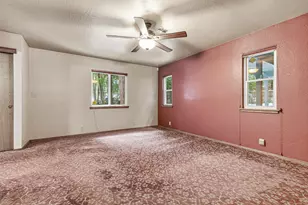 260 McMullen Creek Rd, Selma, OR 97538 - Photo 12