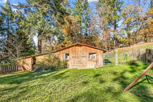 13688 Hwy 238, Applegate, OR 97530 - Photo 40