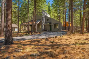 57522 Tamarack, Sunriver, OR 97707 - Photo 2