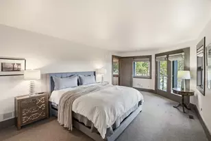 1627 NW Summit Dr, Bend, OR 97703 - Photo 46