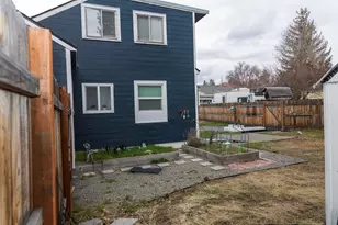 924 NE 9th St, Bend, OR 97701 - Photo 30