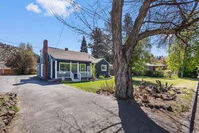 924 NE 9th Street, Bend, OR 97701 - Photo 2
