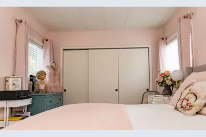 924 NE 9th Street, Bend, OR 97701 - Photo 12